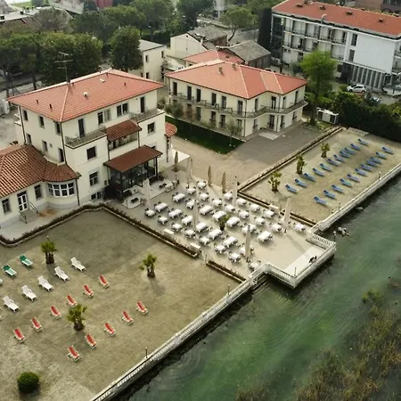 Trieste 2* סירמיונה