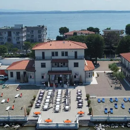 Отель Trieste