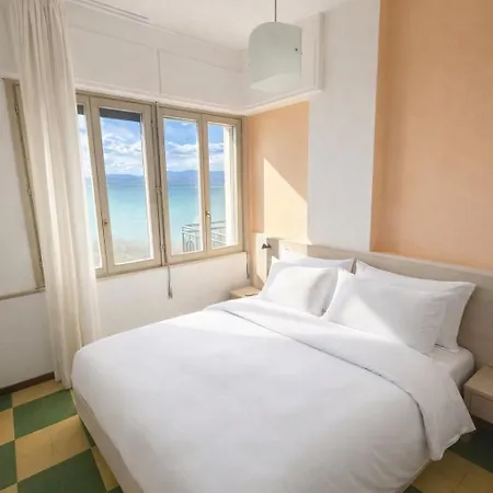 Trieste Hotel Sirmione